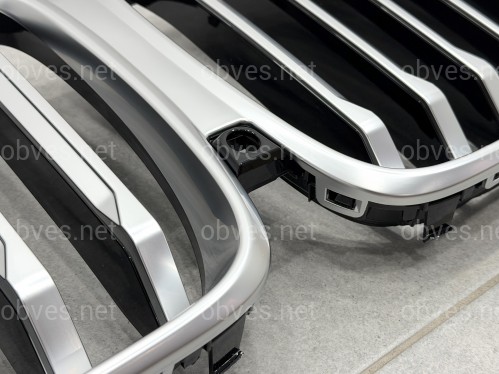 Решетка ноздри BMW X5 G05 LCI 2023- под камеру МАТОВЫЙ ХРОМ