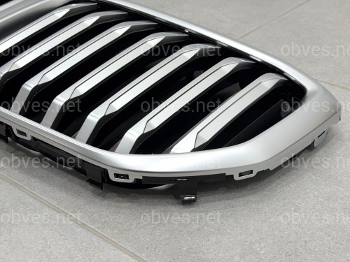 Решетка ноздри BMW X5 G05 LCI 2023- под камеру МАТОВЫЙ ХРОМ