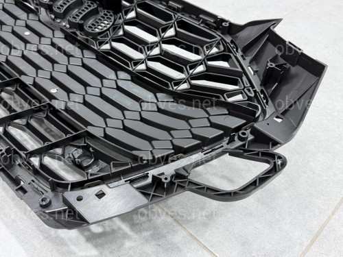 Решетка радиатора в стиле RS4 BLACK для Audi A4 2020-2023