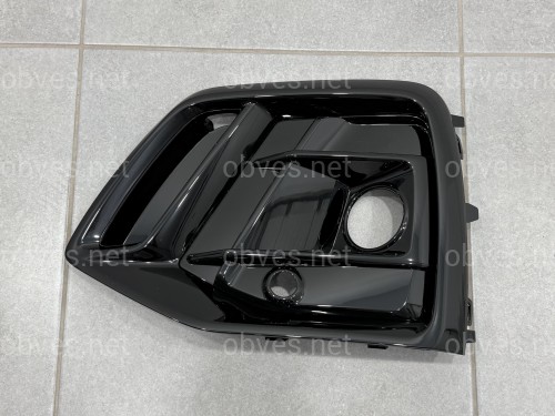 Решетка бампера ЛЕВАЯ S-Line BLACK 80G807679Q Y9B для AUDI Q5 2020-2024