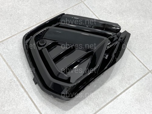 Решетка бампера S-Line BLACK ПРАВАЯ 83G807682A T94 для Audi Q3 2019- Решетка бампера S-Line BLACK ПРАВАЯ 83G807682A T94 для Audi Q3 2019-
