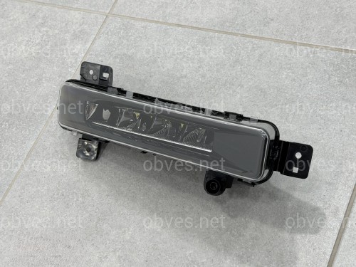 Противотуманная фара ПРАВАЯ 63177349132 для BMW G30 G31 2016-2020
