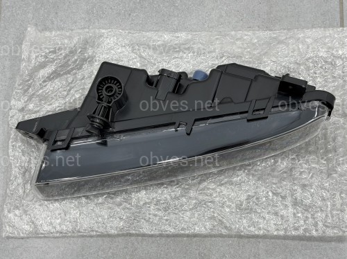 Противотуманная фара ПРАВАЯ 63177349132 для BMW G30 G31 2016-2020