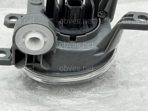 Правая противотуманная фара для Toyota Lexus 8121012240