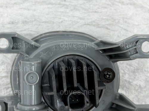 Правая противотуманная фара для Toyota Lexus 8121012240