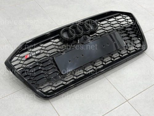 Решетка радиатора стиль RS6 BLACK для Audi A6 C8 2018+