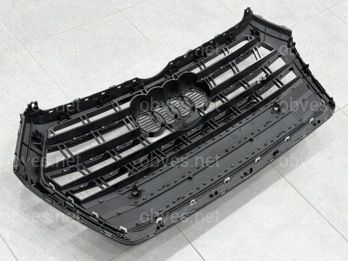 Решетка радиатора стиль SQ5 BLACK для Audi Q5 2017-2020