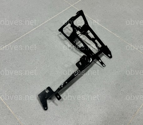 Кронштейн крепления правой фары 51647245792 для BMW 3 series F30 / 1 series F20 Кронштейн крепления правой фары 51647245792 для BMW 3 series F30 / 1 series F20