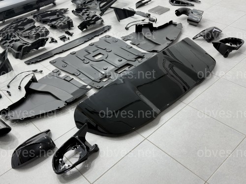 Комплект обвеса X5M F95 BMW для G05 2018-2022 (бампера в сборе, пороги, арки, ноздри, корпуса зеркал, жабры, спойлер)