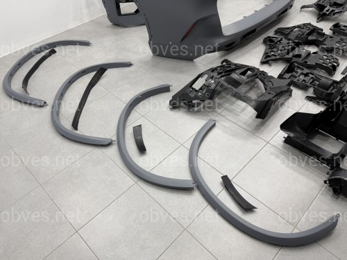 Рестайлинг комплект обвеса X5M F95 2023+ для BMW X5 G05 2018-2022 С ФАРАМИ SHADOW LINE