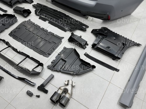 Комплект обвеса M5 F90 LCI BMW 5 series G30 2020+ (передний / задний бампер, пороги, насадки на труби, жалюзи, ноздри) Комплект обвеса M5 F90 LCI BMW 5 series G30 2020+ (передний / задний бампер, пороги, насадки на труби, жалюзи, ноздри)