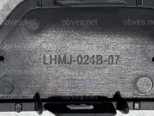 Накладка в заглушку фаркопа для заднего бампера 51 12 8 081 640 для BMW X5M G05 F95 2018-2025