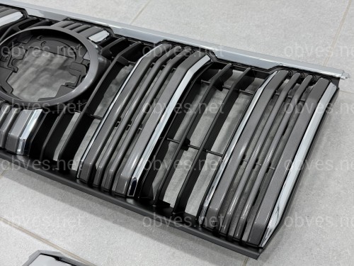 Решетка радиатора с ресницами Toyota Land Cruiser Prado 150 2018-2022