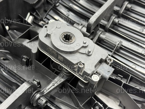 Центральные жалюзи с моторчиком 51745A1A312 для BMW X5 G05 2023-2026 Центральные жалюзи с моторчиком 51745A1A312 для BMW X5 G05 2023-2026