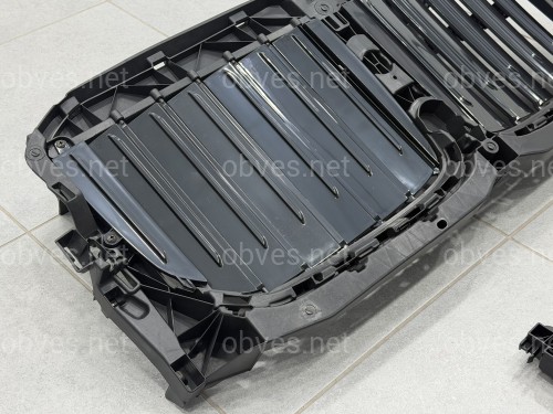 Центральные жалюзи с моторчиком под ночное видение 51749465365 для BMW X7 G07 2019-2022 Центральные жалюзи с моторчиком под ночное видение 51749465365 для BMW X7 G07 2019-2022