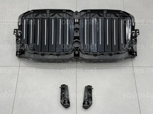 Центральные жалюзи с моторчиком СЕРЫЕ 51749465366 для BMW X7 G07 2019-2022