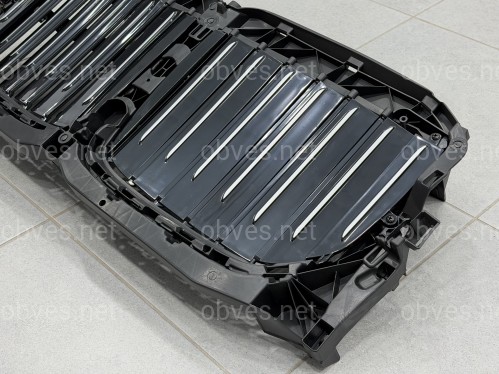 Центральные жалюзи с моторчиком СЕРЫЕ 51749465366 для BMW X7 G07 2019-2022