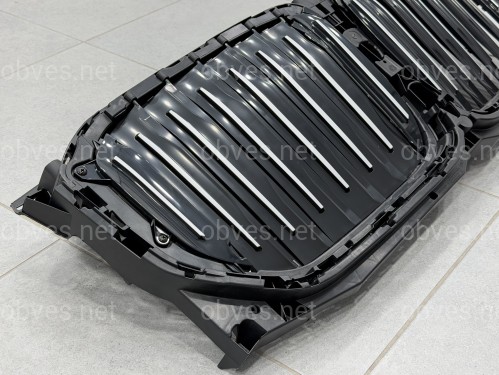 Центральные жалюзи с моторчиком СЕРЫЕ 51749465527 для BMW X5 G05 2019-2022