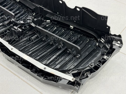 Центральные жалюзи 51749465525 для BMW X5 G05 2019-2022