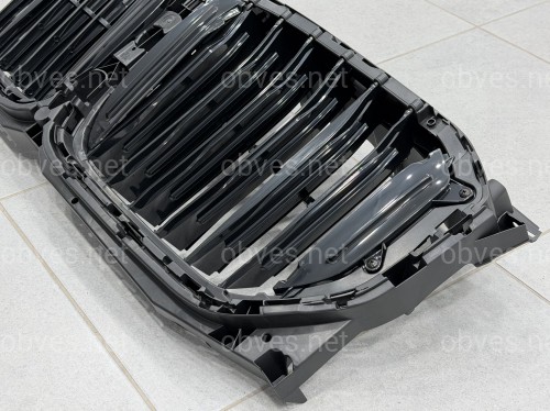 Центральные жалюзи 51749465525 для BMW X5 G05 2019-2022