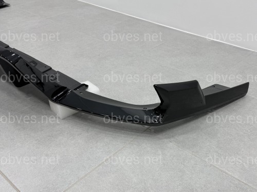 Диффузор с лезвиями заднего бампера M Paket LCI для BMW X6 G06 2019-2026, цвет черный глянец Диффузор с лезвиями заднего бампера M Paket LCI для BMW X6 G06 2019-2026, цвет черный глянец