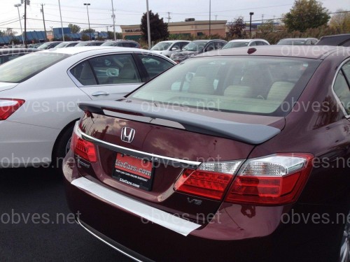 Спойлер на багажник Honda Accord CL 9 2012 со стоп сигналом ABS пластик