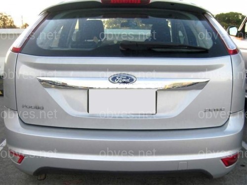 Хром накладка на планку багажника на Ford Focus хетчбек 2008-2010 хромированный пластик