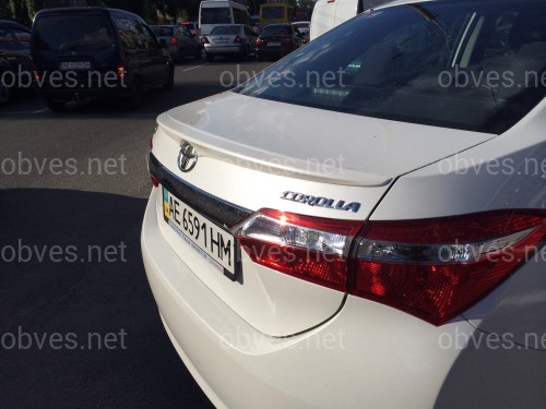 Спойлер лип багажника Toyota Corolla 2013-2018 ABS пластик под покраску